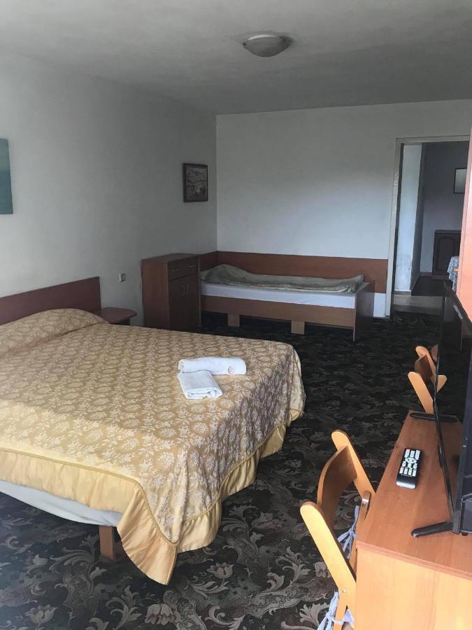 Guestrooms Ross Veliko Tarnovo Ngoại thất bức ảnh