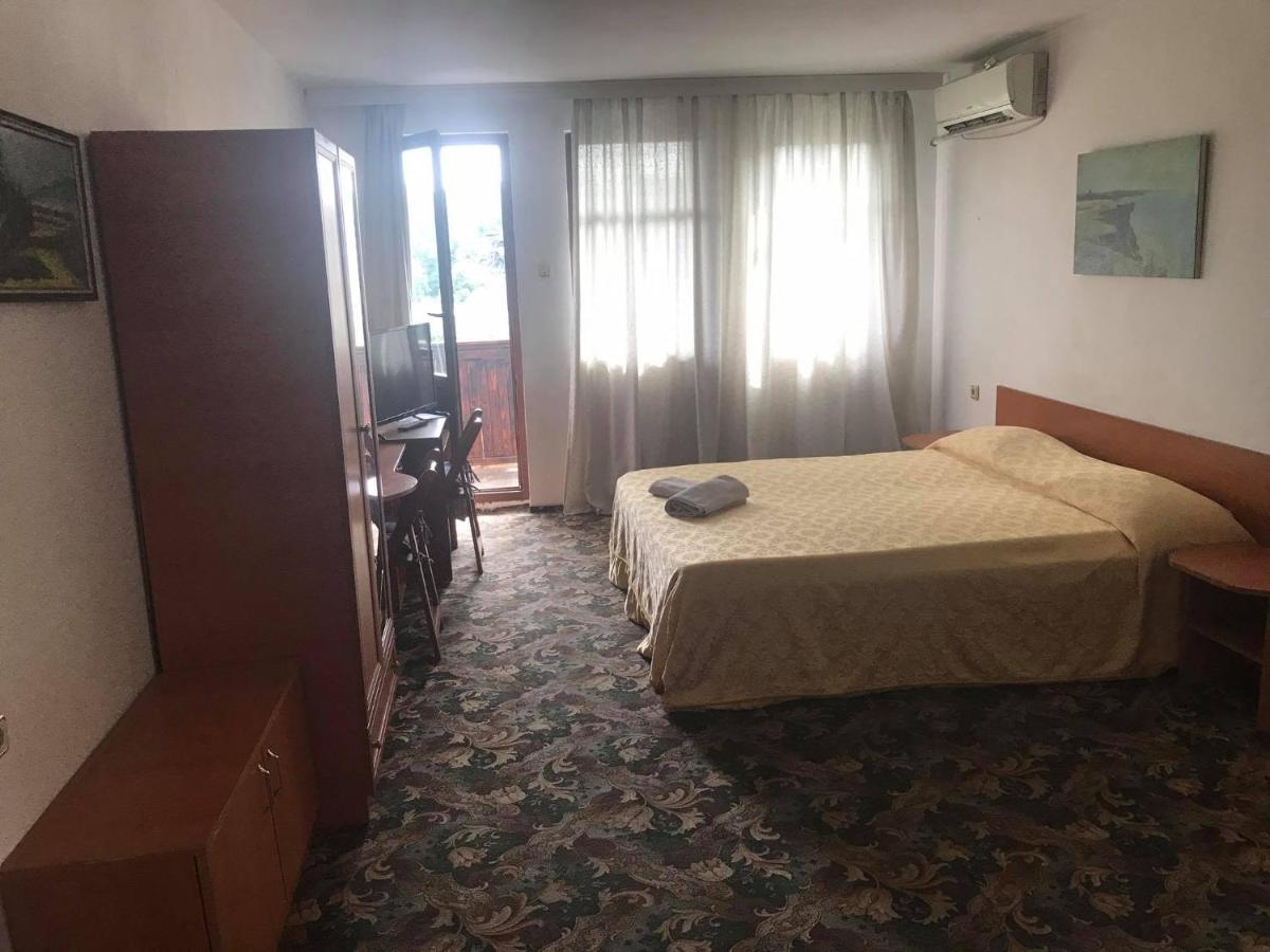 Guestrooms Ross Veliko Tarnovo Ngoại thất bức ảnh