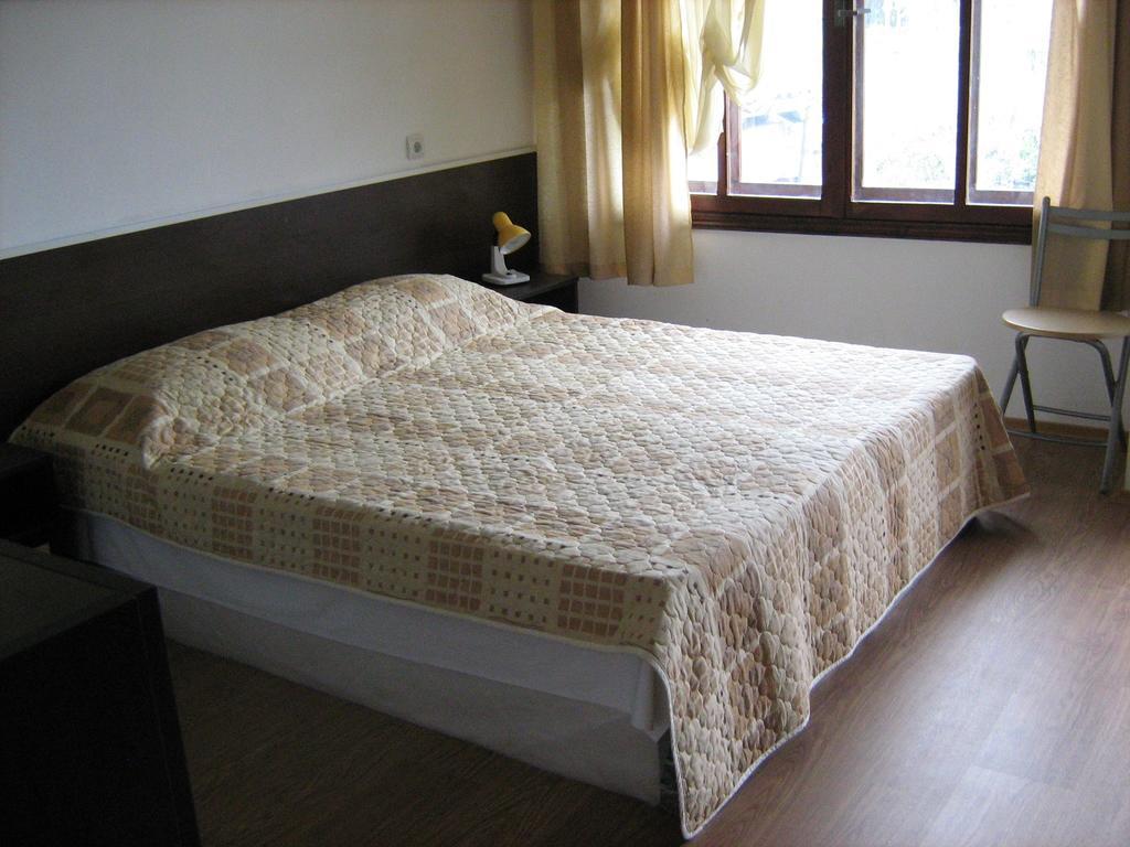 Guestrooms Ross Veliko Tarnovo Phòng bức ảnh